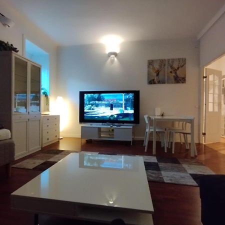 Furnished 58 M2 Restaurant In The Heart Of City ! Stockholm Ngoại thất bức ảnh