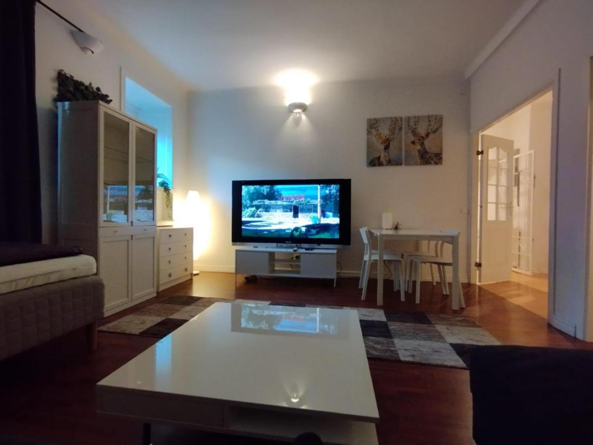 Furnished 58 M2 Restaurant In The Heart Of City ! Stockholm Ngoại thất bức ảnh